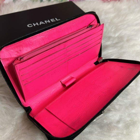 💯Authentic Calfskin Cambon Zip Around Organizer Wallet Black White 🍀 - Picture 9 of 17